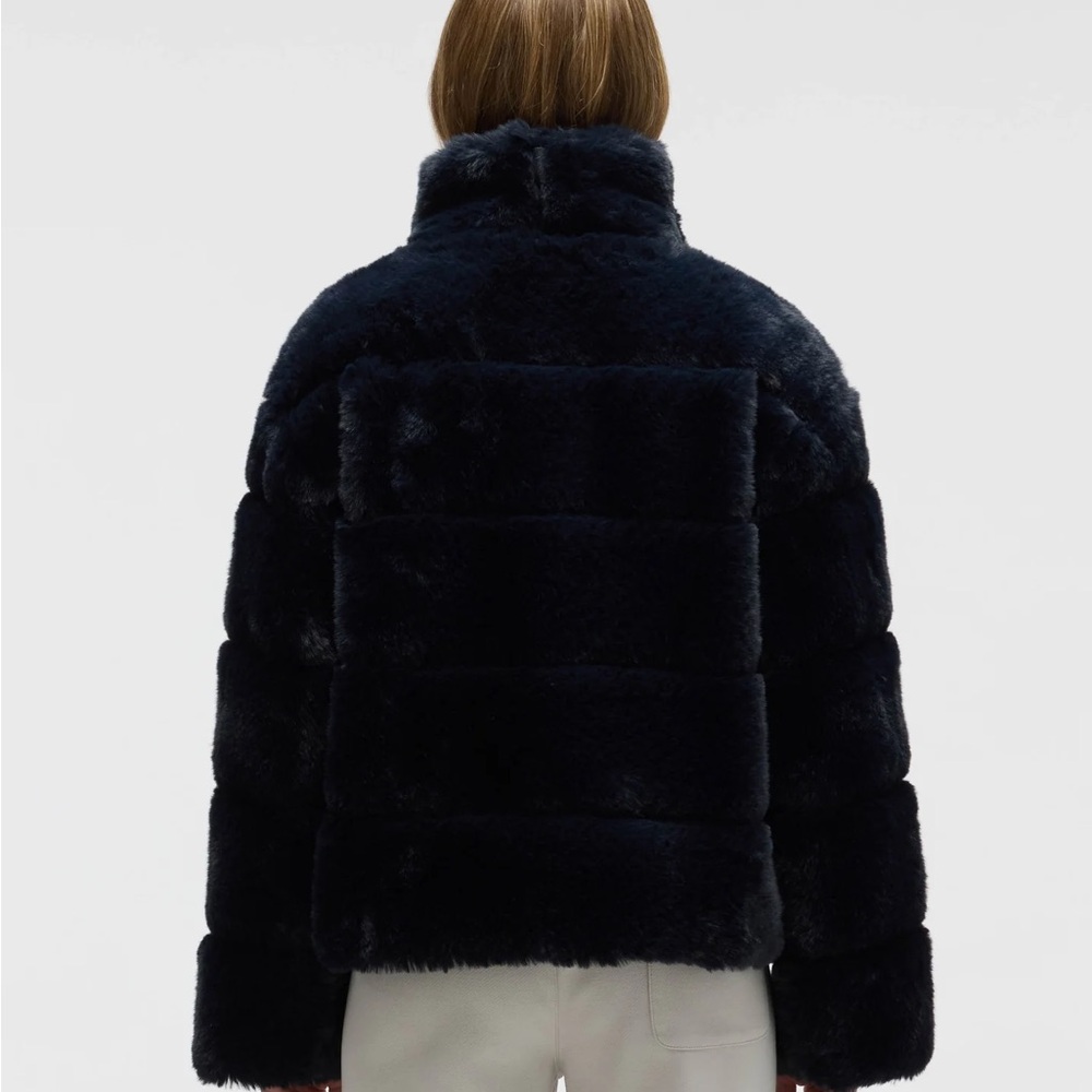 NVLT‎ WIDE STRIPE FAUX FUR JACKET NAVY